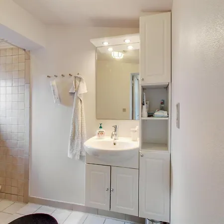 Prázdninový dům Erno - 20m From The Sea By Interhome *