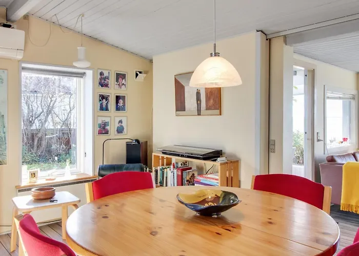 Erno - 20m From The Sea By Interhome Feriehus